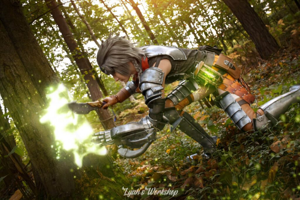 Lyah Cosplay en cosplay de l'armure Héritage de Monster Hunter