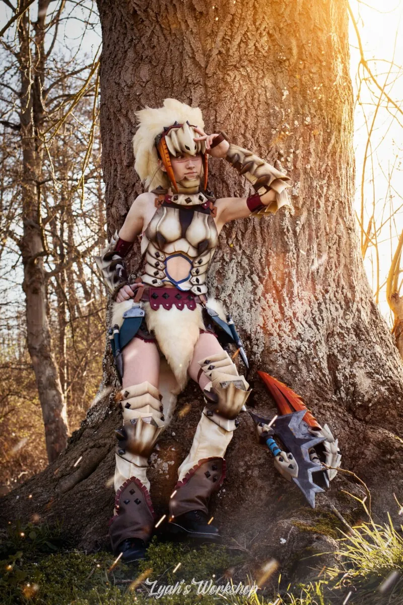 Lyah Cosplay en cosplay de l'armure Barioth de Monster Hunter