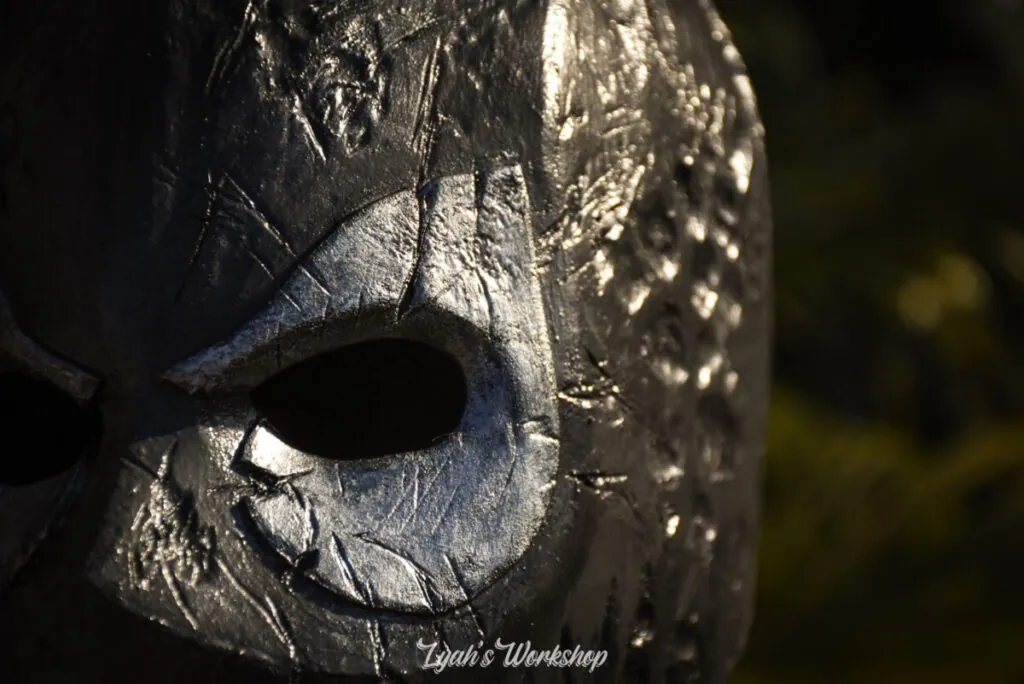 Masque de Rendel fabriqué par LyahCosplay